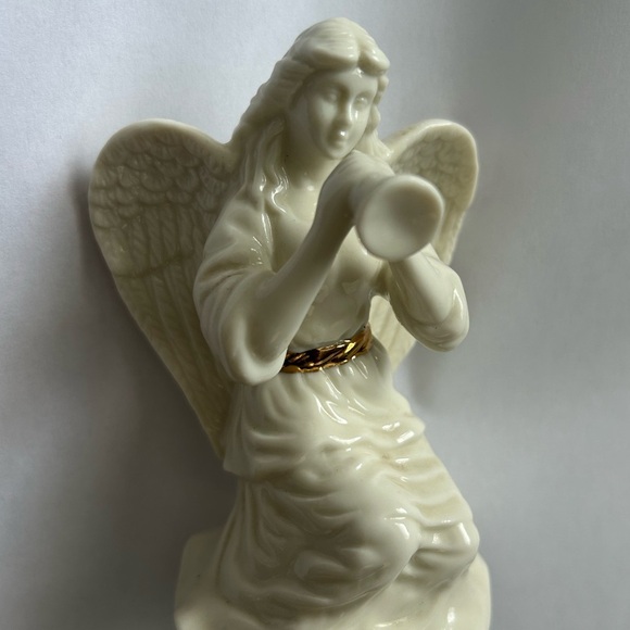 Lenox Angel With Horn Figurine Porcelain with Gold Trim Vintage Christmas - Picture 5 of 10